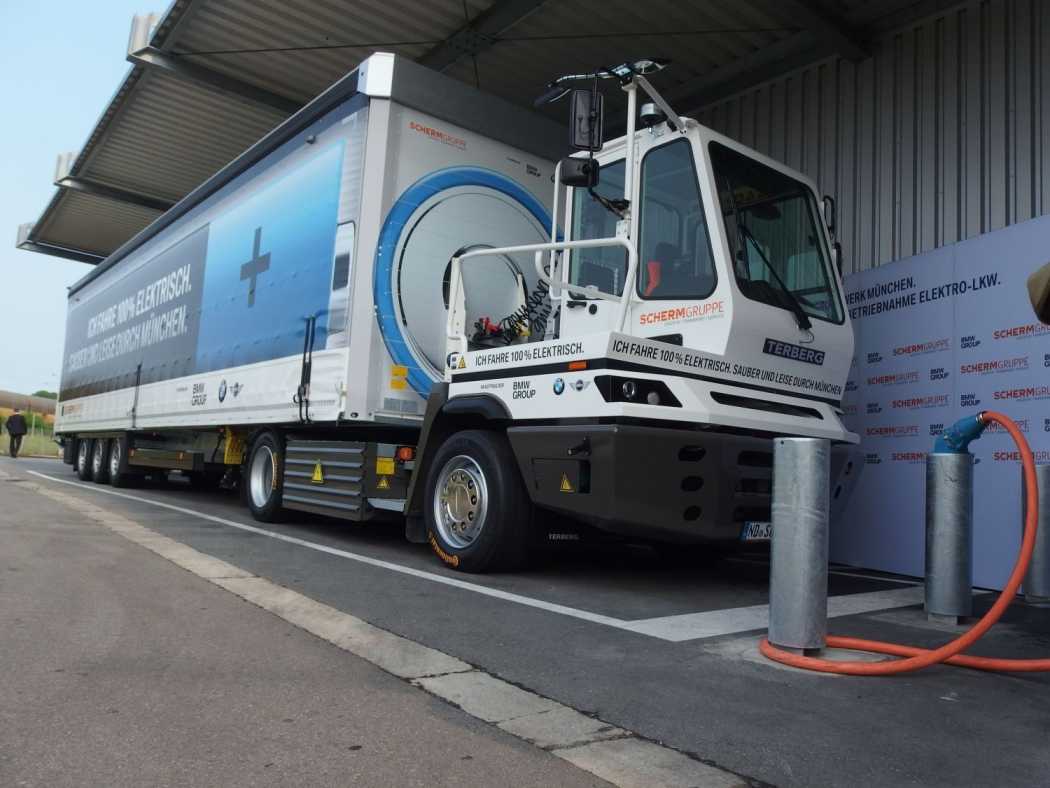 E lkw scherm bmw reichel 1